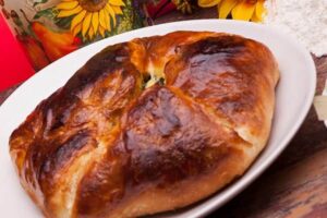 Baked Brie with Provence Caramelized Onions